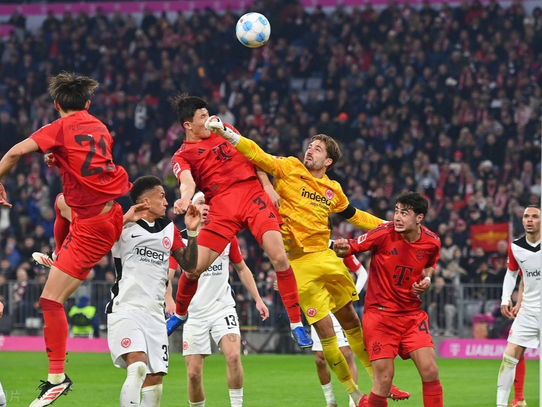 拜仁强势复仇!德甲劲旅全面出击 拜仁强势复仇!德甲劲旅全面出击