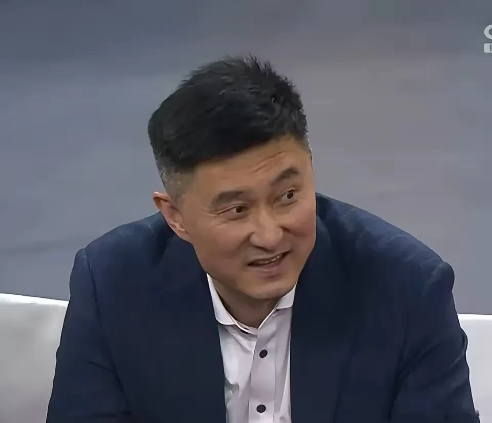 沙尔克客场遗憾告败,客场成绩难突破 沙尔克客场遗憾告败,客场成绩难突破