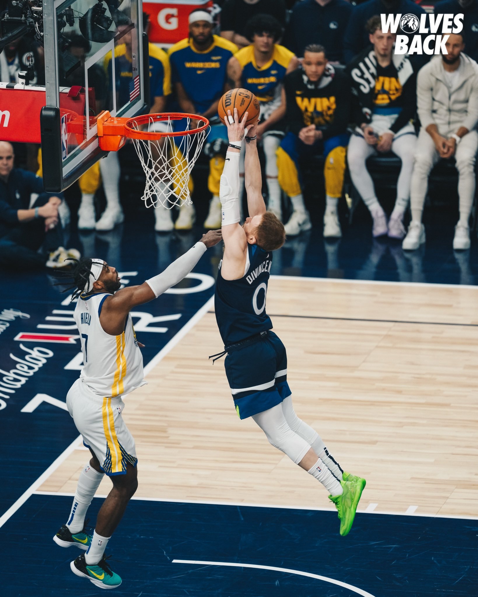 勇士三连胜晋级西部决赛 勇士三连胜晋级西部决赛