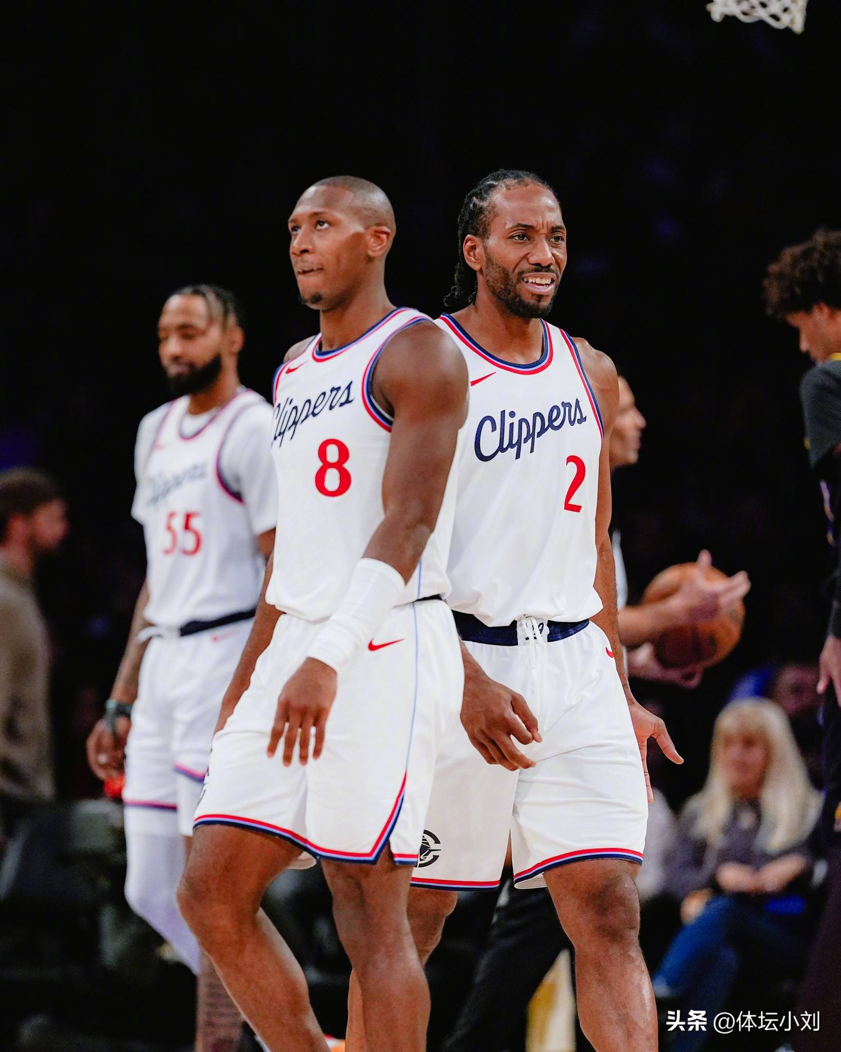 快船队内部矛盾升级,主帅与球员发生争执 快船队内部矛盾升级,主帅与球员发生争执