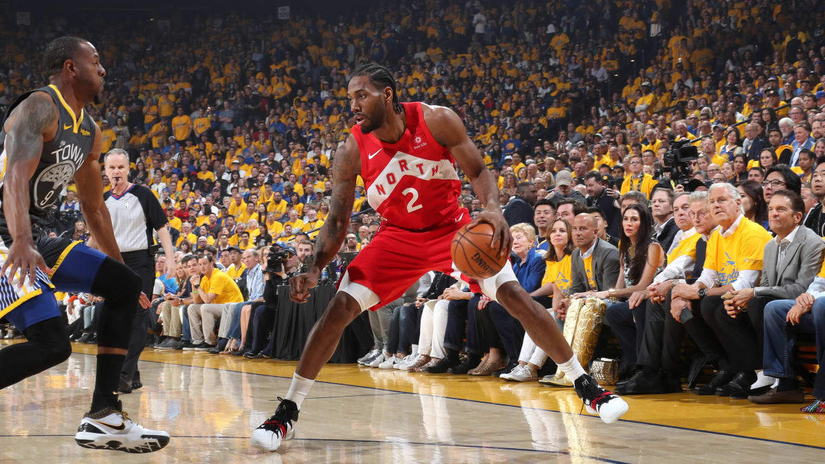 莱昂纳德拯救猛龙，马刺主场击败太阳延续胜利